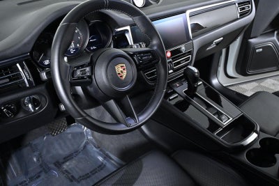 2024 Porsche Macan T