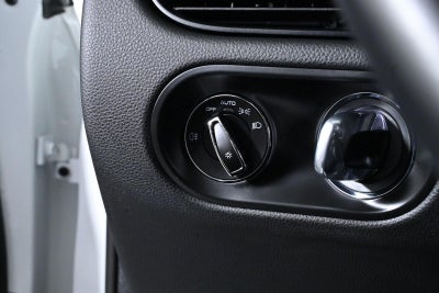 2024 Porsche Macan T