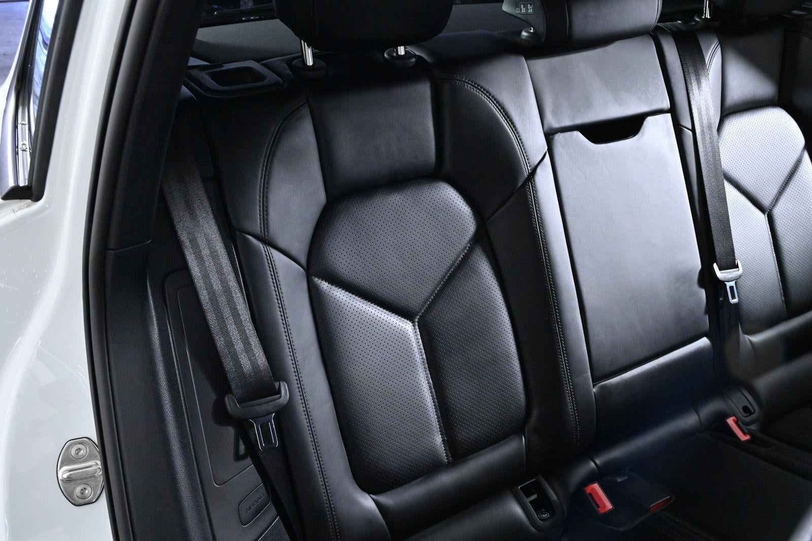 2024 Porsche Macan T