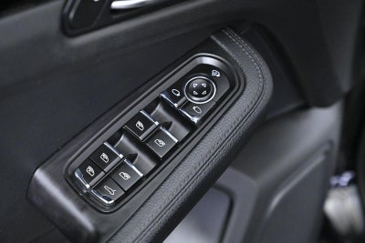 2022 Porsche Macan AWD