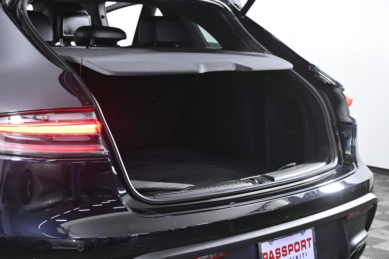 2022 Porsche Macan AWD