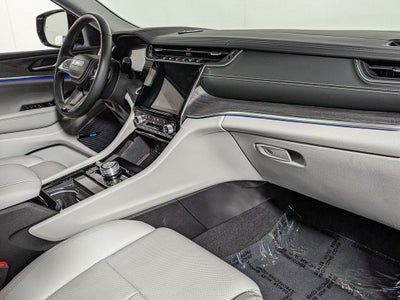 2022 Jeep Grand Cherokee Overland