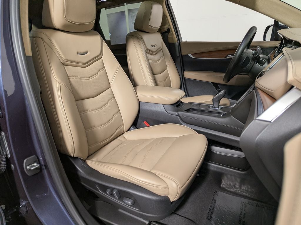 2019 Cadillac XT5 Platinum