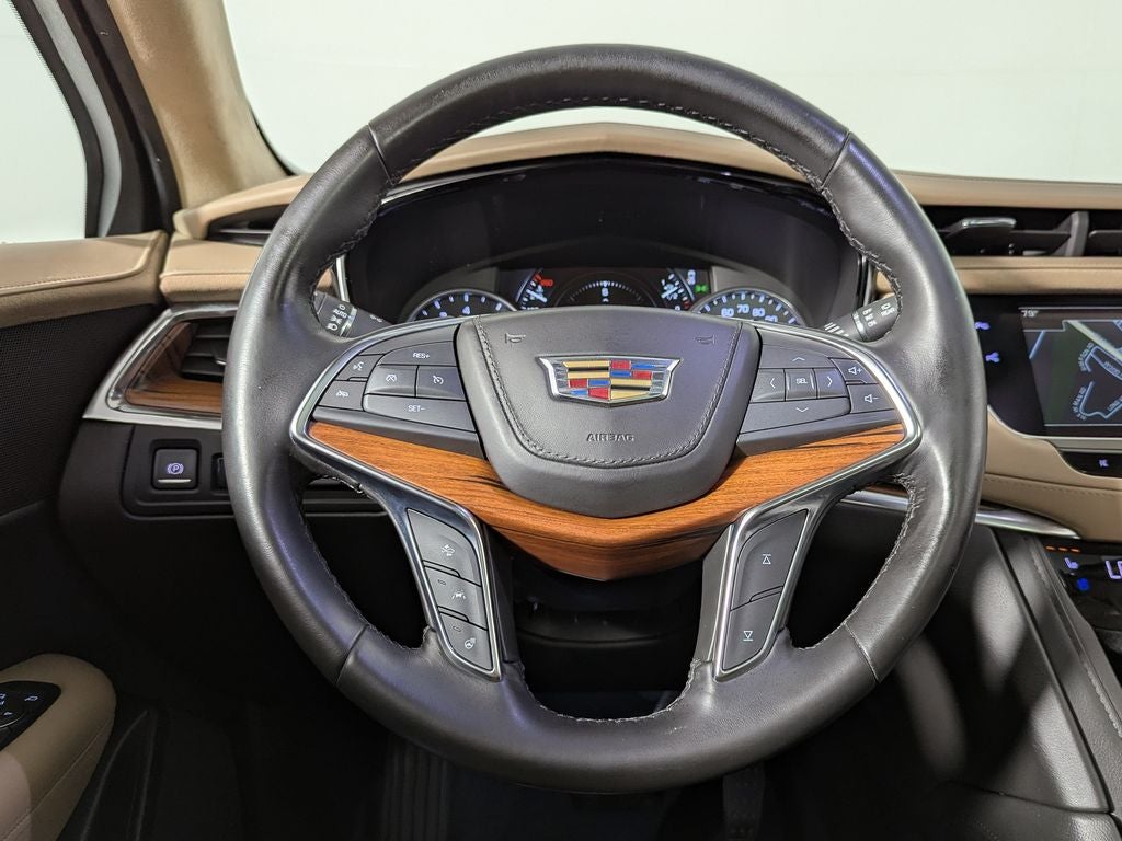 2019 Cadillac XT5 Platinum