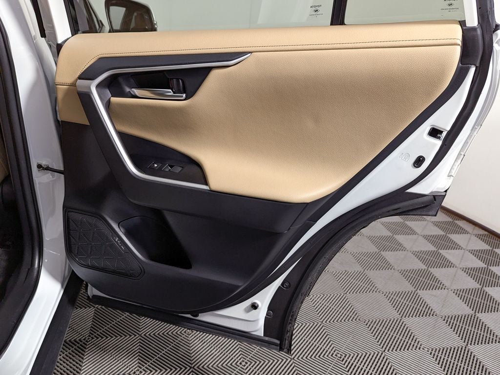2020 Toyota RAV4 Limited