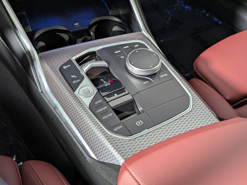 2025 BMW 3 Series 330i xDrive