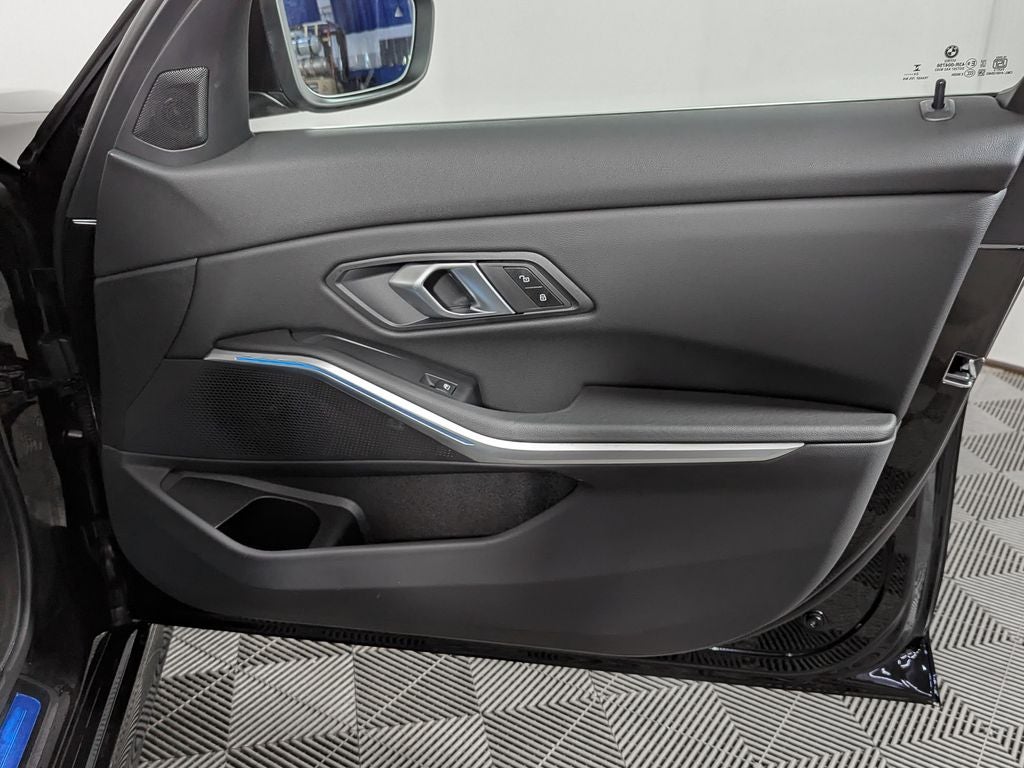 2025 BMW 330i xDrive 330i xDrive