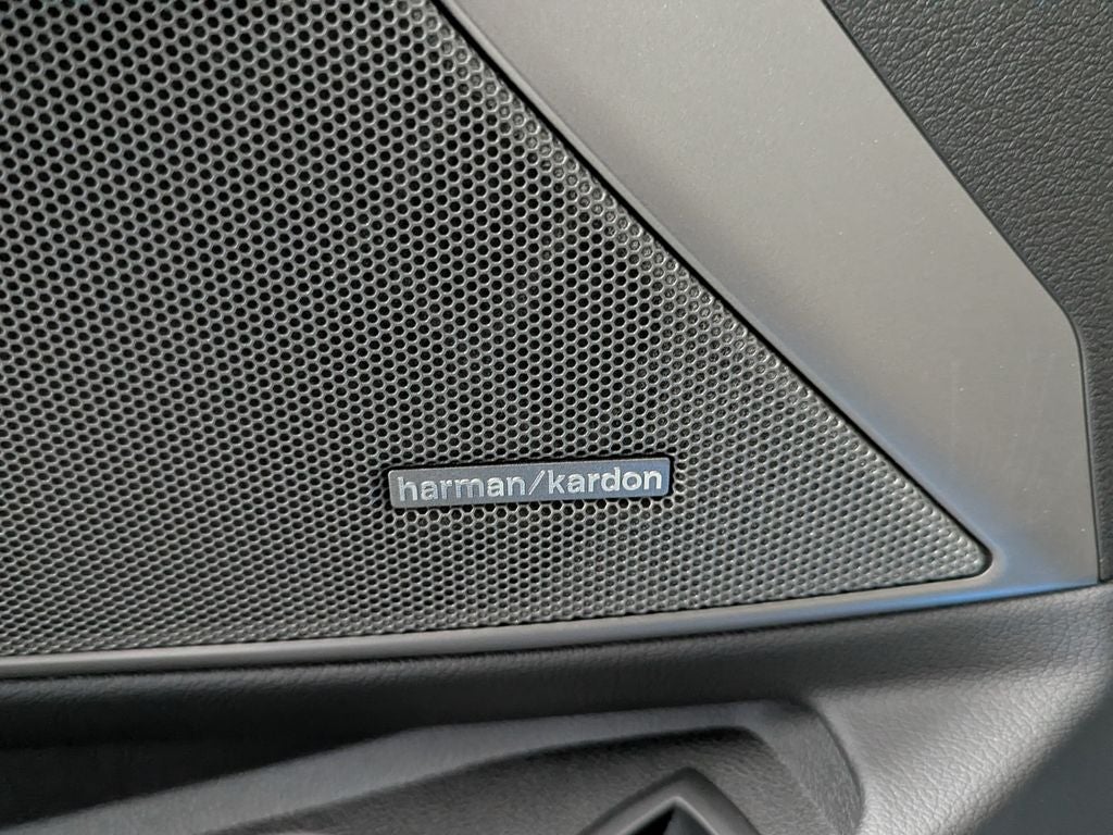 2025 BMW 330i xDrive 330i xDrive