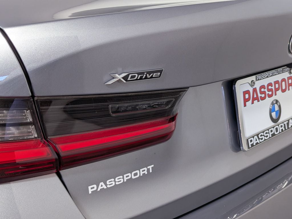 2024 BMW 330i xDrive 330i xDrive