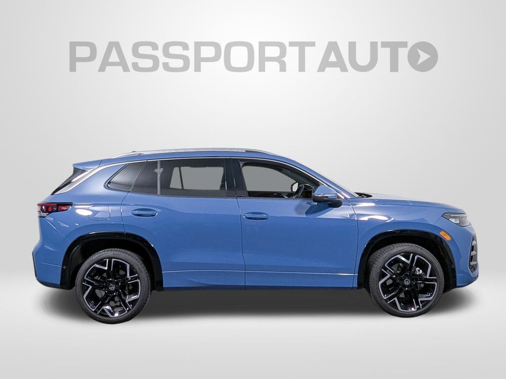 2026 Volkswagen Tiguan 2.0T SEL R-Line