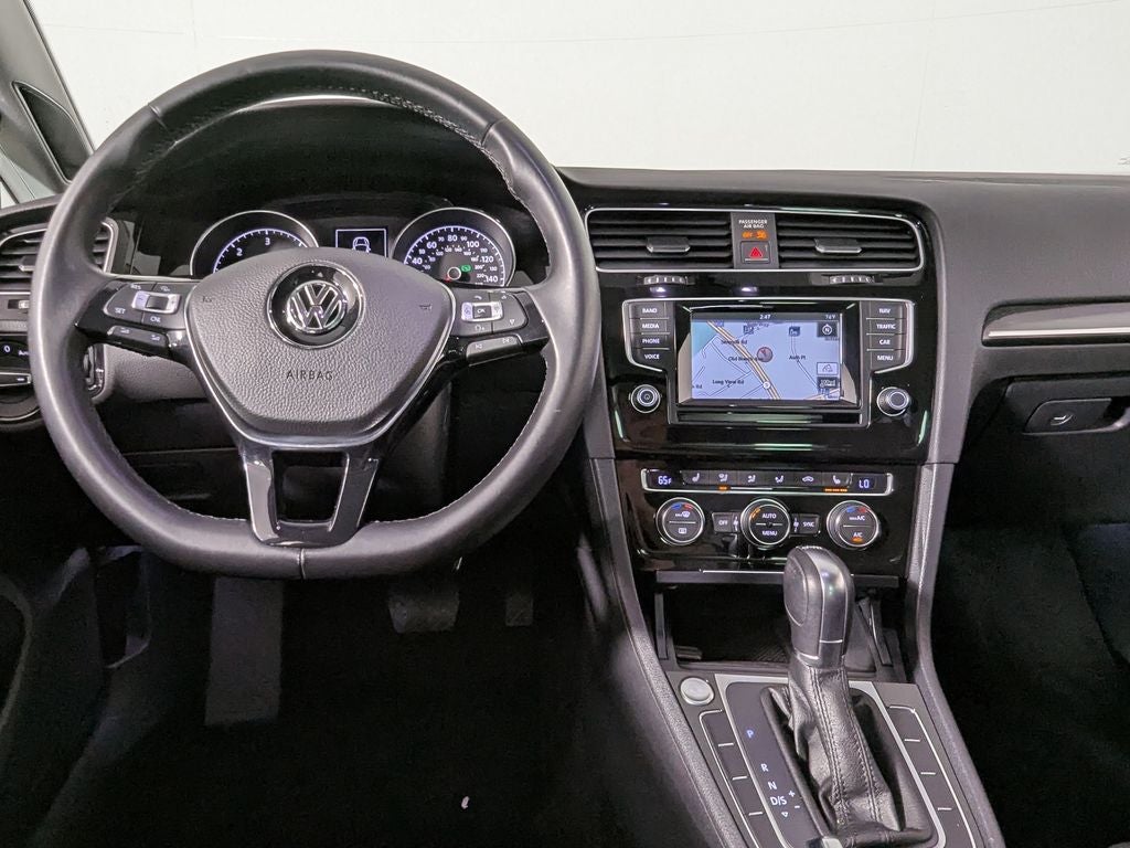 2015 Volkswagen Golf SportWagen S