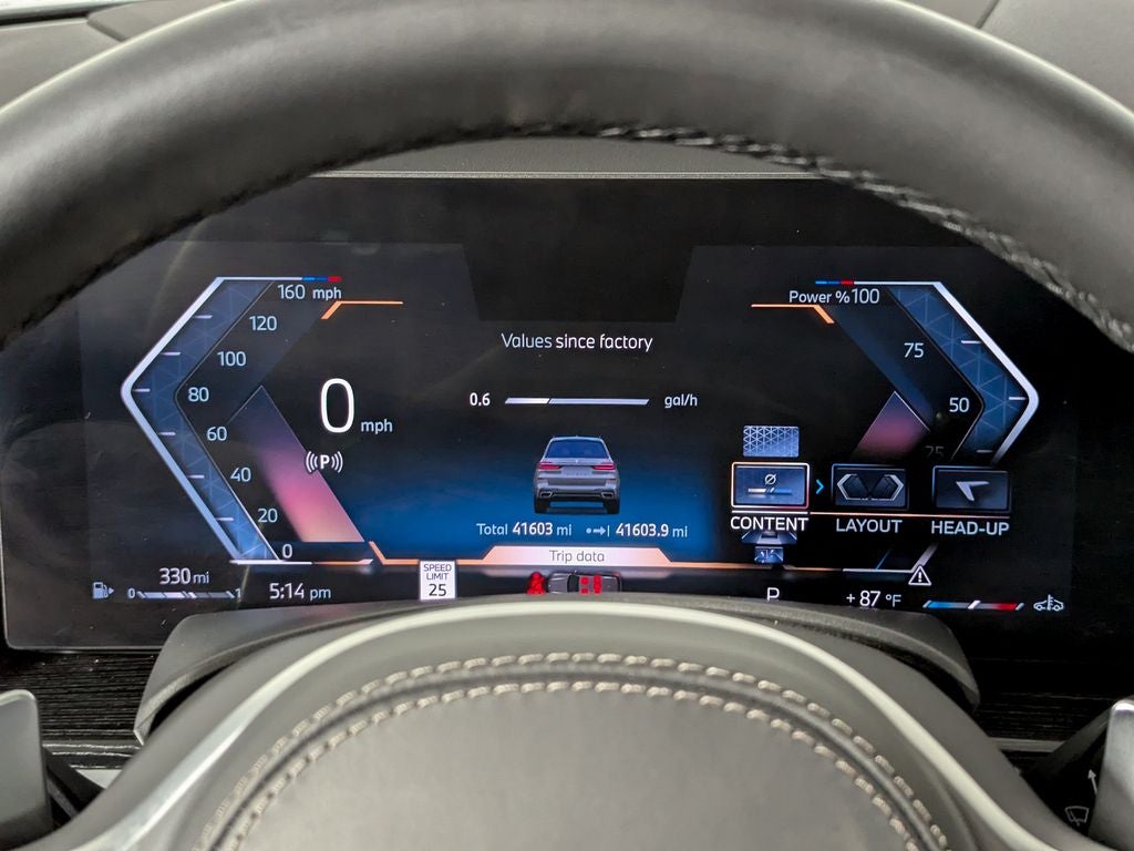 2025 BMW X7 xDrive40i