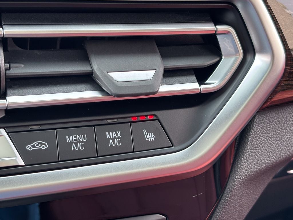 2023 BMW X4 xDrive30i