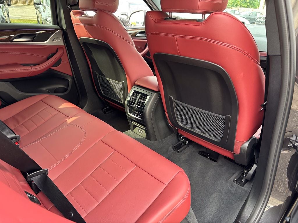 2023 BMW X4 xDrive30i