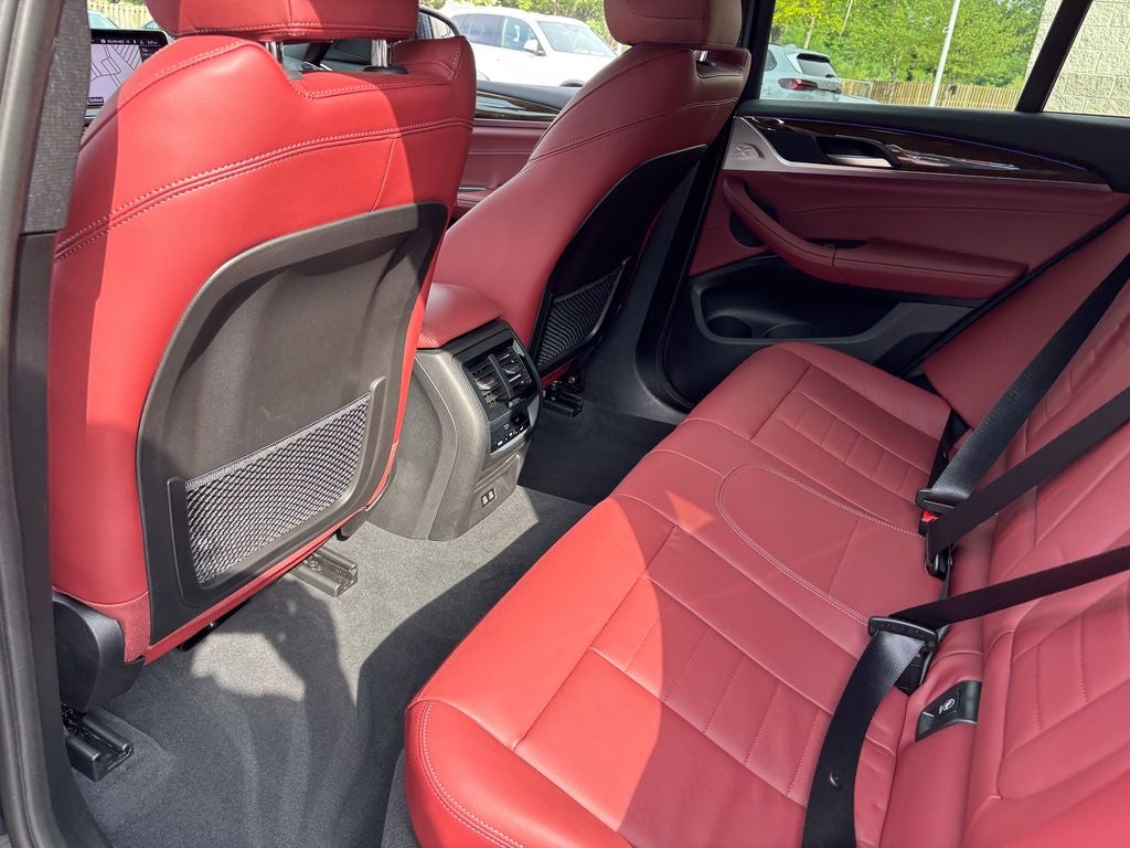 2023 BMW X4 xDrive30i
