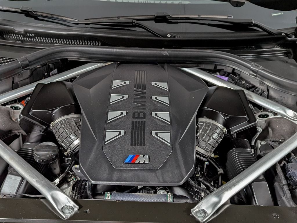 2024 BMW X7 M60i