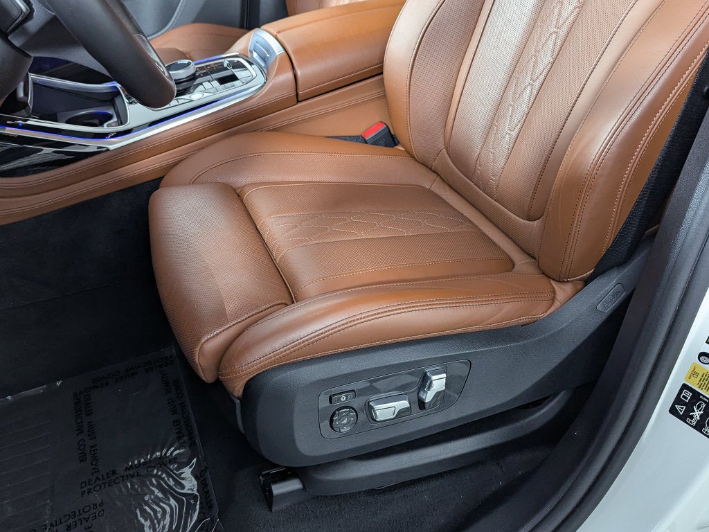 2024 BMW X7 M60i