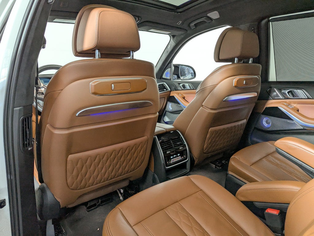 2024 BMW X7 M60i