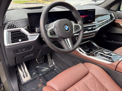 2025 BMW X5 M60i