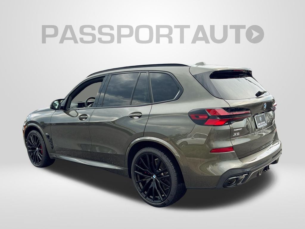 2025 BMW X5 M60i