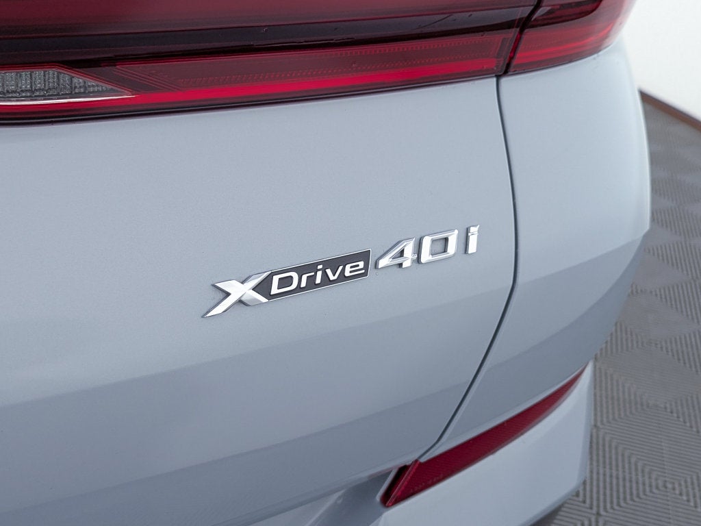 2024 BMW X6 xDrive40i