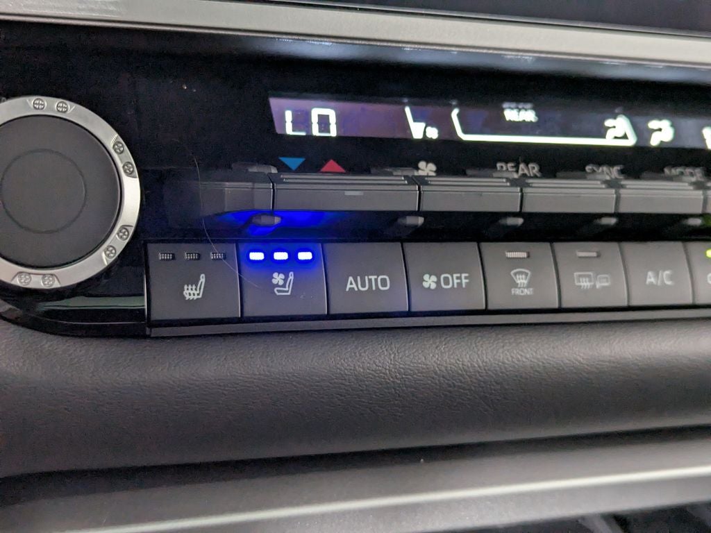 2024 Toyota Sequoia Platinum