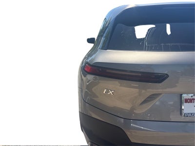 2025 BMW iX xDrive50
