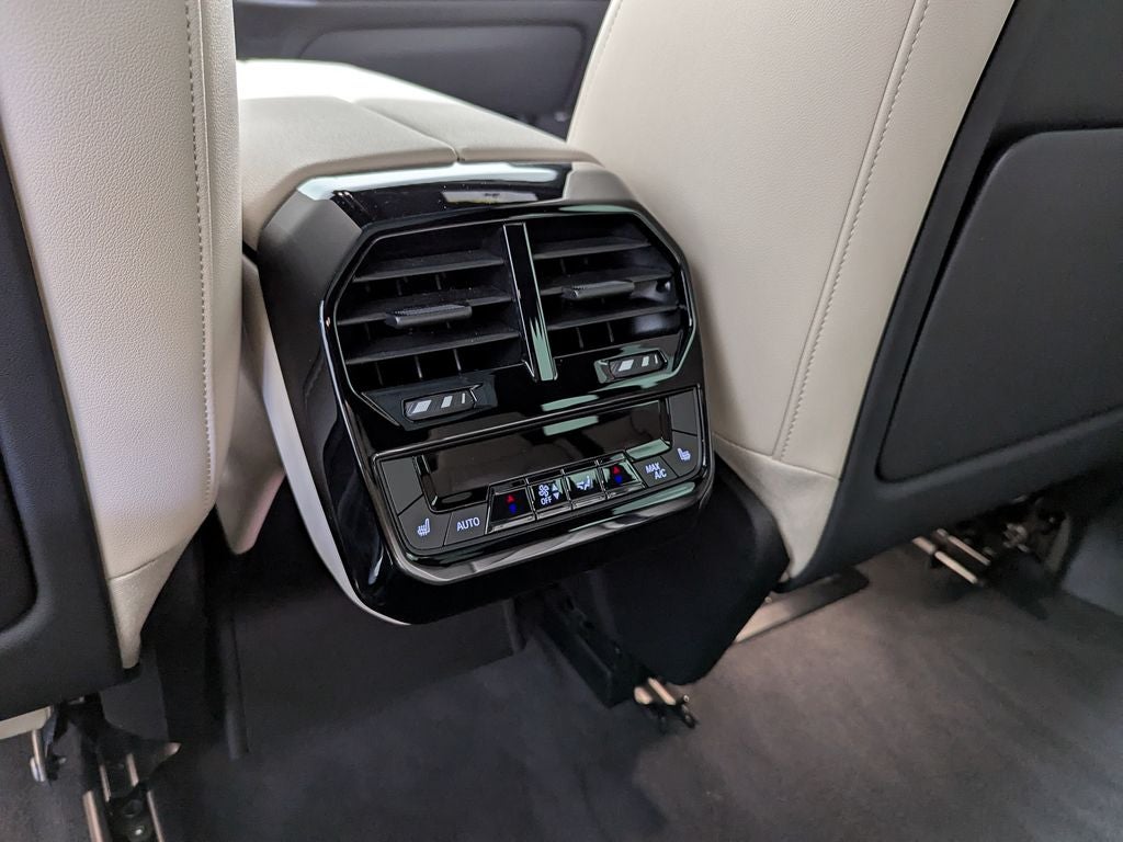2023 BMW iX xDrive50 xDrive50