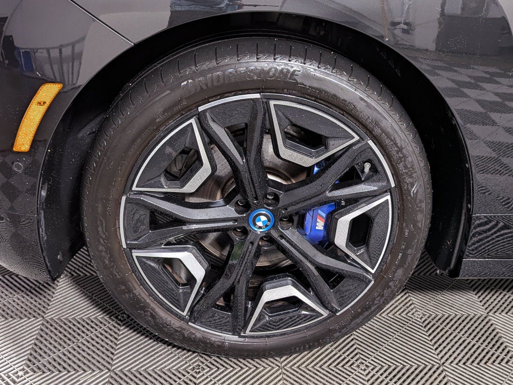2024 BMW iX M60