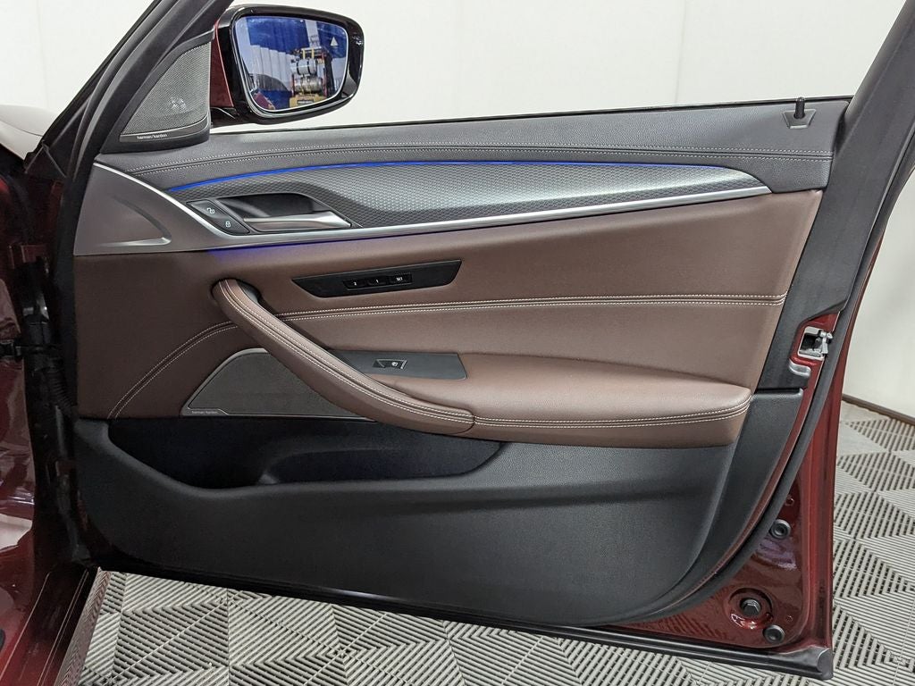 2021 BMW 5 Series M550i xDrive