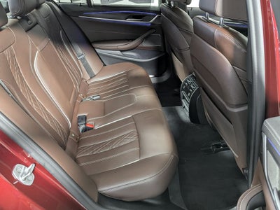 2021 BMW 5 Series M550i xDrive