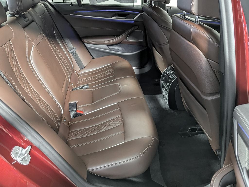 2021 BMW 5 Series M550i xDrive