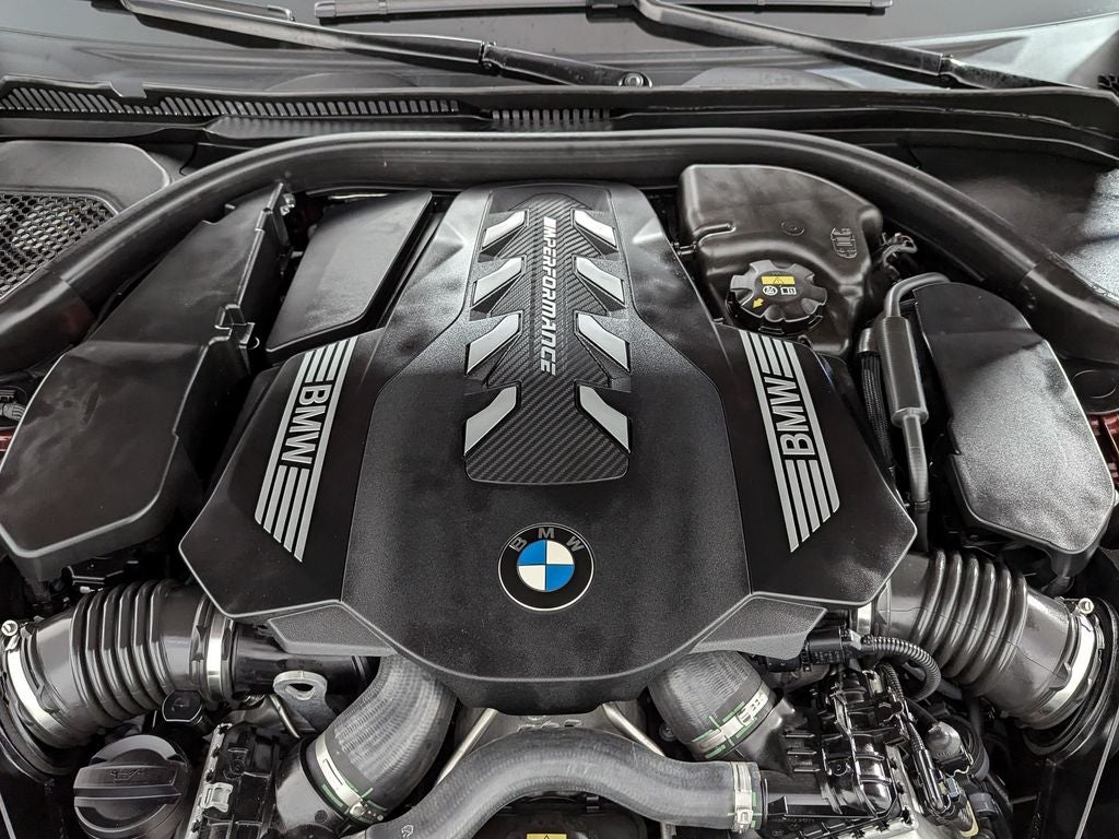2021 BMW 5 Series M550i xDrive