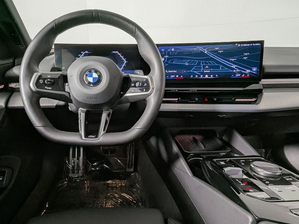 2024 BMW 5 Series 530i