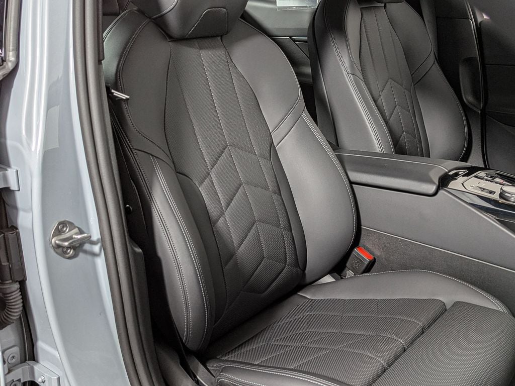 2024 BMW 5 Series 530i