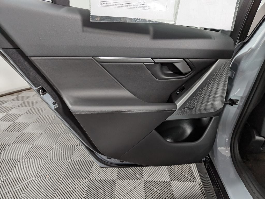 2024 BMW 5 Series 530i