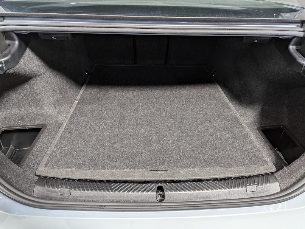 2024 BMW 5 Series 530i