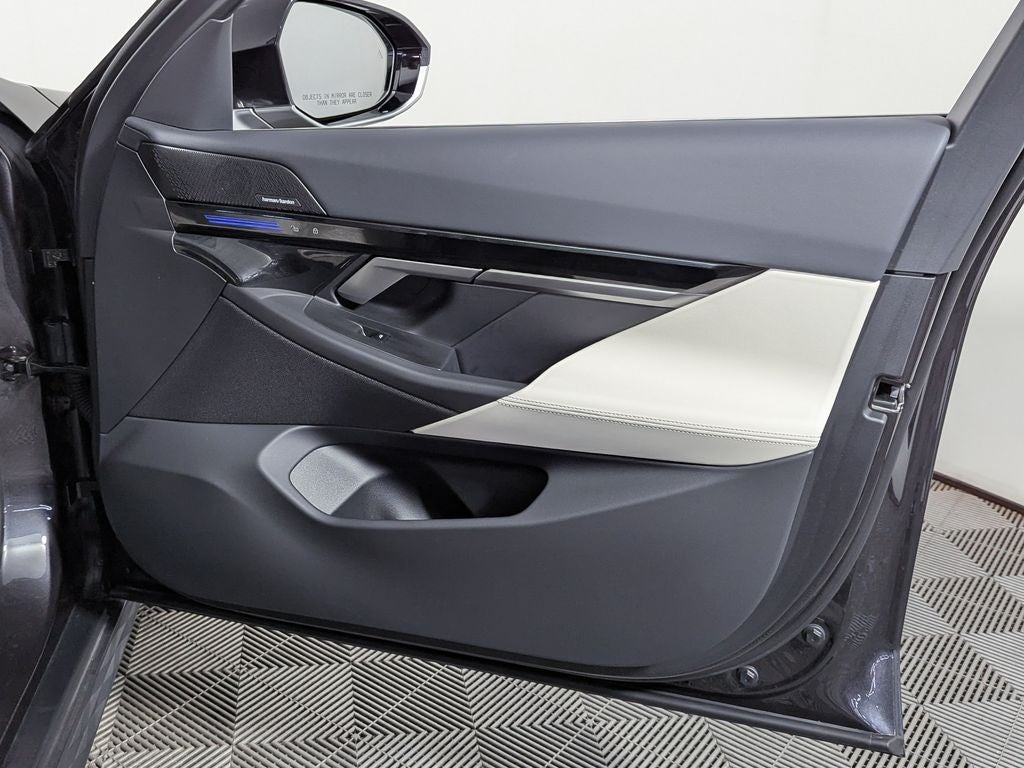 2025 BMW 530i 530i xDrive