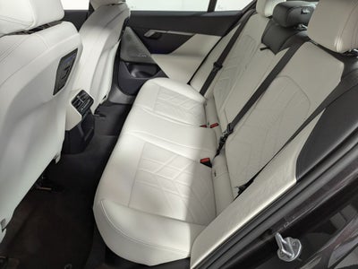 2025 BMW 530i 530i xDrive