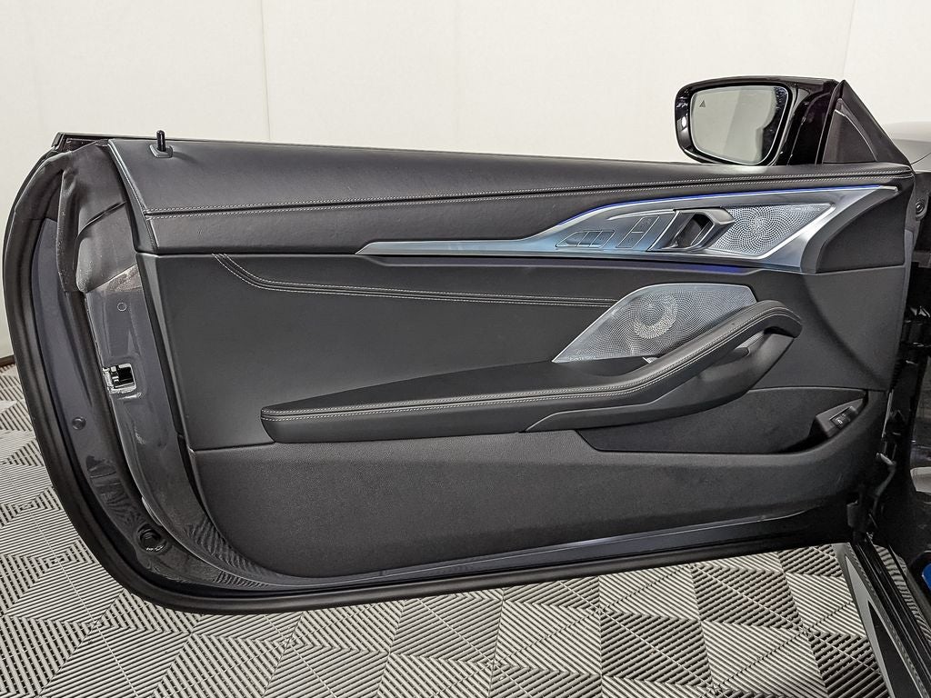 2025 BMW 8 Series M850i xDrive