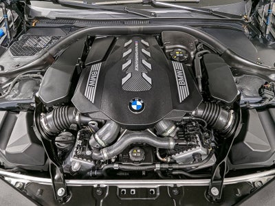 2025 BMW 8 Series M850i xDrive