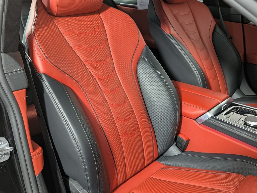 2022 BMW 8 Series 840