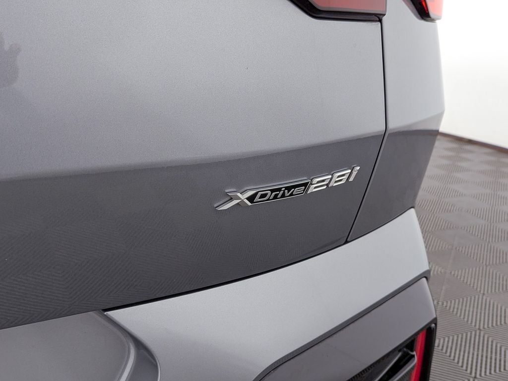 2025 BMW X2 xDrive28i