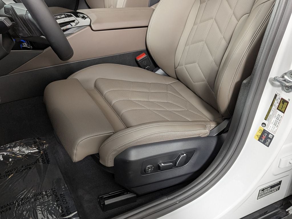 2025 BMW i5 xDrive40 xDrive40