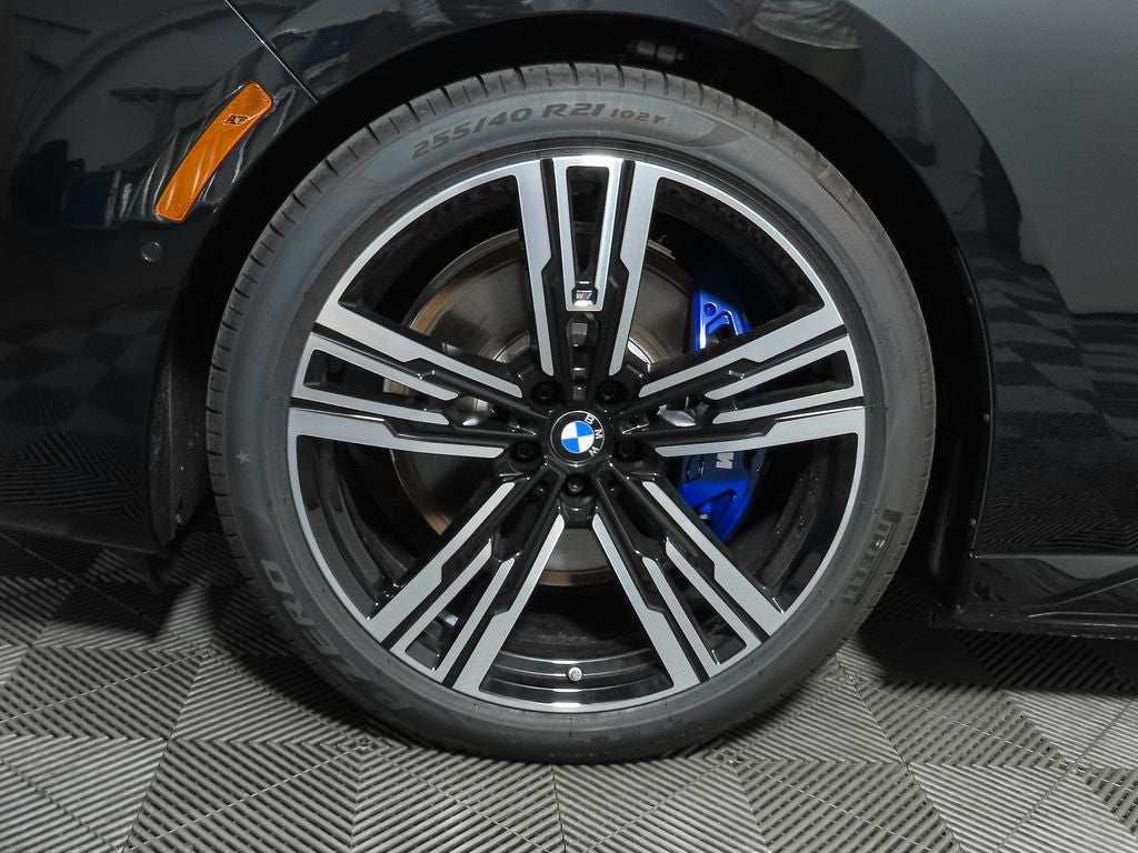 2025 BMW i7 eDrive50