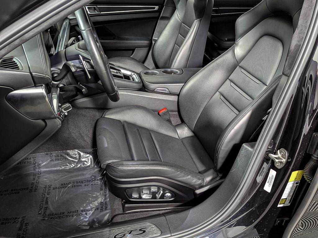 2021 Porsche Panamera GTS