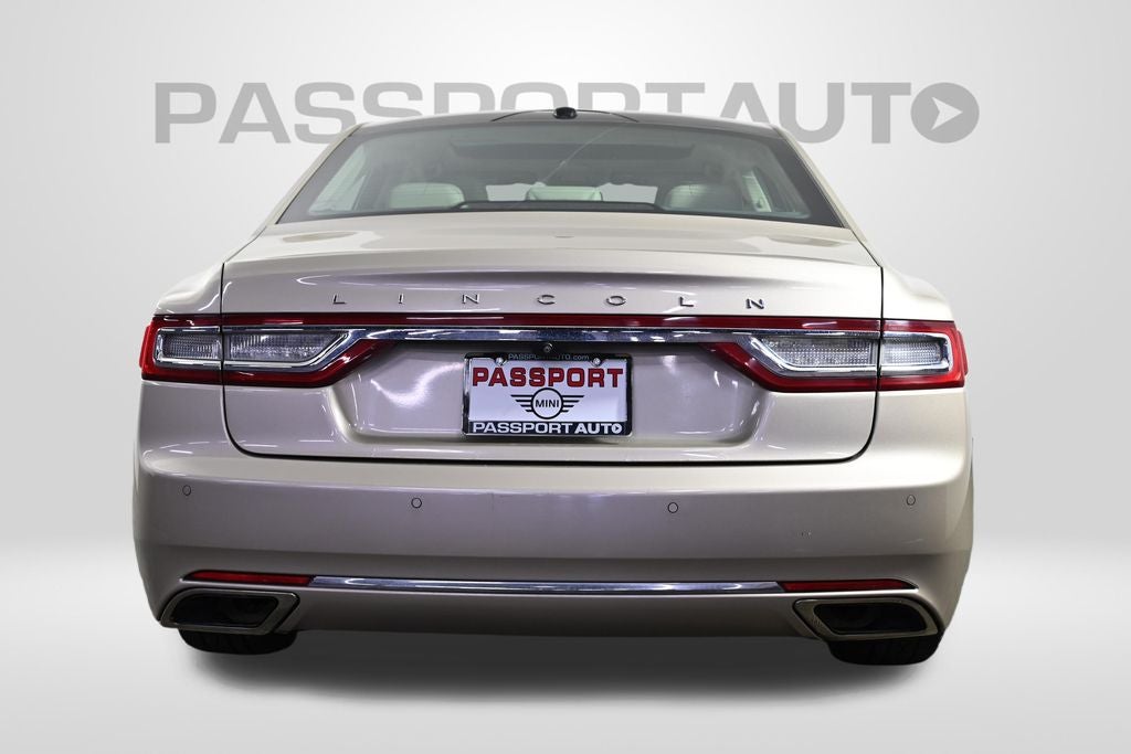 2017 Lincoln Continental Base