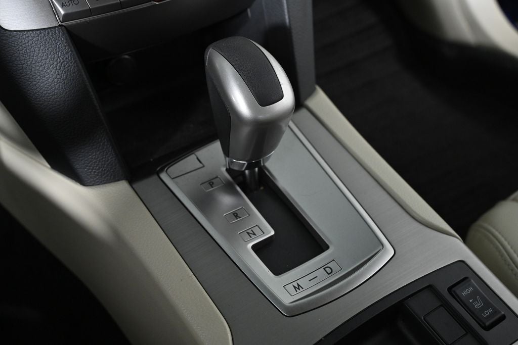 2011 Subaru Legacy 2.5i Ltd Pwr Moon