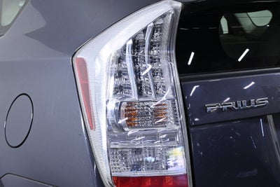 2010 Toyota Prius III