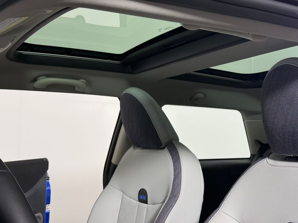 2025 MINI Cooper Cooper